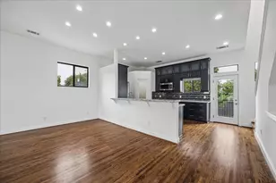 2510 Genesee St, Houston, TX 77006 - Photo 9