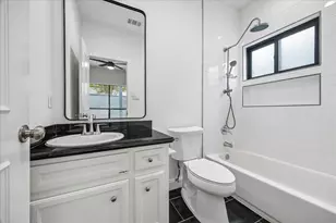 2510 Genesee St, Houston, TX 77006 - Photo 31