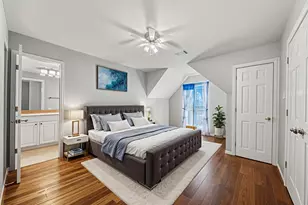 14427 Manorbier Ln, Sugar Land, TX 77498 - Photo 9