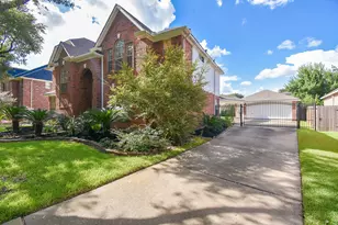 2019 Edendale Cir, Katy, TX 77450 - Photo 3