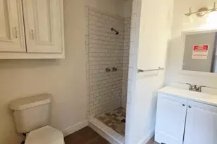 6219 Saxon Dr, Houston, TX 77092 - Photo 7