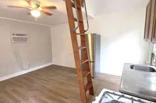 6219 Saxon Dr, Houston, TX 77092 - Photo 11