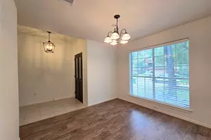 147 W Russet Grove Cir, The Woodlands, TX 77384 - Photo 33