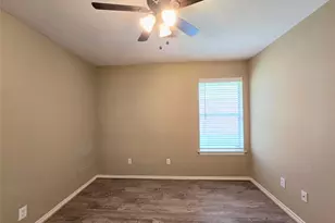 147 W Russet Grove Cir, The Woodlands, TX 77384 - Photo 29