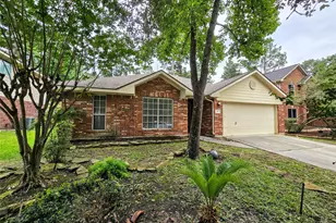 147 W Russet Grove Cir, The Woodlands, TX 77384 - Photo 1