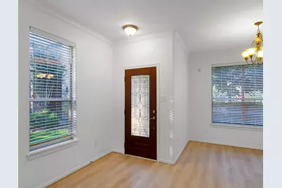 22 Pine Needle, The Woodlands, TX 77382 - Photo 5