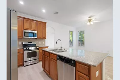 22 Pine Needle, The Woodlands, TX 77382 - Photo 13