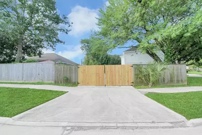 19306 Gladewater Court, Tomball, TX 77375 - Photo 7