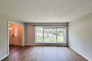8123 Sunny Ridge Dr, Houston, TX 77095 - Photo 9