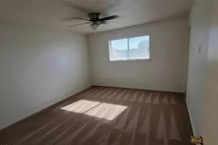 5150 Prairie Ridge Rd, Houston, TX 77053 - Photo 9