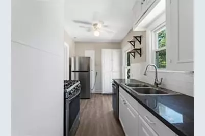 408 W 15th Street, Houston, TX 77008 - Photo 7