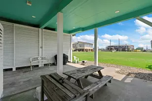 4125 5th St, Galveston, TX 77554 - Photo 33