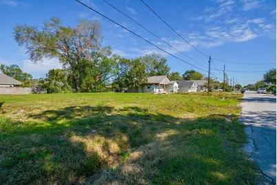 4607 Larkspur Street, Houston, TX 77051 - Photo 3