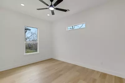 7956 Bonaire Street #A, Houston, TX 77028 - Photo 11