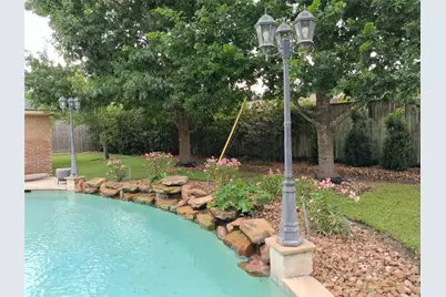 1722 Parklake Vlg, Katy, TX 77450 - Photo 15