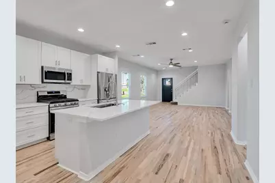 1327 5th Avenue N, Texas City, TX 77590 - Photo 13