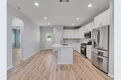 1327 5th Avenue N, Texas City, TX 77590 - Photo 15