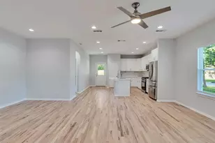 1327 5th Ave N, Texas City, TX 77590 - Photo 11