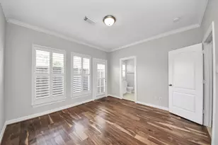 2930 Brompton Square Dr, Houston, TX 77025 - Photo 11