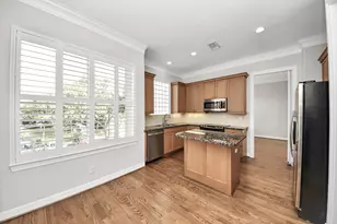 2930 Brompton Square Dr, Houston, TX 77025 - Photo 31