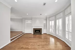 2930 Brompton Square Dr, Houston, TX 77025 - Photo 13