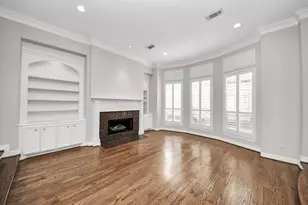 2930 Brompton Square Dr, Houston, TX 77025 - Photo 17