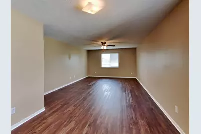 5215 Lavender Lane, Baytown, TX 77521 - Photo 9