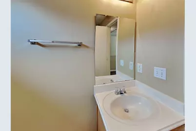 5215 Lavender Lane, Baytown, TX 77521 - Photo 15