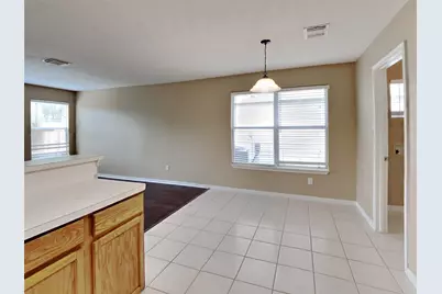 5215 Lavender Lane, Baytown, TX 77521 - Photo 3