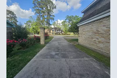 548 River Plantation Drive, Conroe, TX 77302 - Photo 3