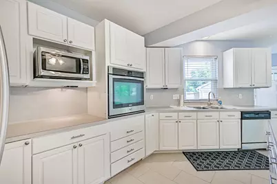 5018 Sherman Boulevard, Galveston, TX 77551 - Photo 19