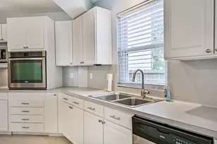 5018 Sherman Blvd, Galveston, TX 77551 - Photo 17