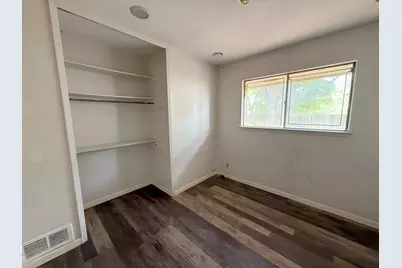 6118 Windy Forest, San Antonio, TX 78239 - Photo 21