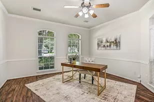 800 W Lake Cir, Friendswood, TX 77546 - Photo 7