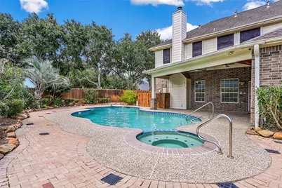 800 W Lake Circle, Friendswood, TX 77546 - Photo 31