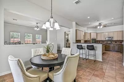 800 W Lake Circle, Friendswood, TX 77546 - Photo 13