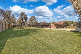 110 Daisy St, Lake Jackson, TX 77566 - Photo 37