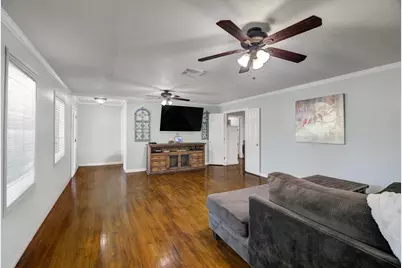 110 Daisy Street, Lake Jackson, TX 77566 - Photo 7