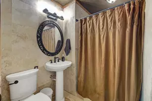 110 Daisy St, Lake Jackson, TX 77566 - Photo 15