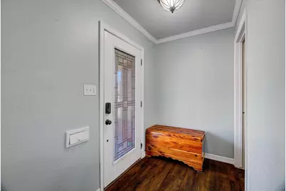 110 Daisy Street, Lake Jackson, TX 77566 - Photo 3