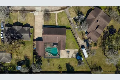 110 Daisy Street, Lake Jackson, TX 77566 - Photo 39