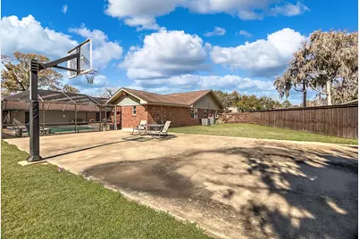 110 Daisy Street, Lake Jackson, TX 77566 - Photo 35