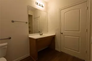 995 Ewing St, Beaumont, TX 77701 - Photo 9