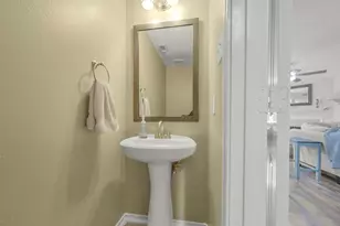 3238 Banksfield Ct, Katy, TX 77494 - Photo 13