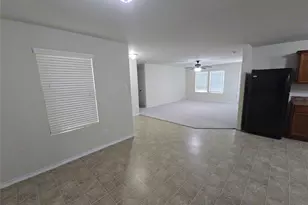 810 Lightningbug Ln, Conroe, TX 77301 - Photo 3