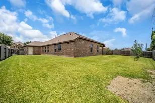 2003 Pine Ledge Rd, Pearland, TX 77089 - Photo 33
