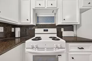 15126 Boudreaux Rd, Tomball, TX 77377 - Photo 13