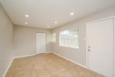 2009 Cleveland Street, Pasadena, TX 77502 - Photo 9
