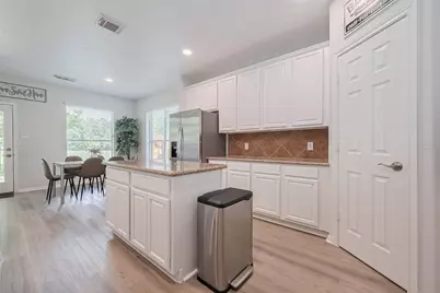 14 Sprite Woods Place, The Woodlands, TX 77382 - Photo 19