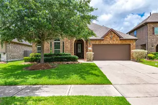 2024 Nogalas Ln, League City, TX 77573 - Photo 1